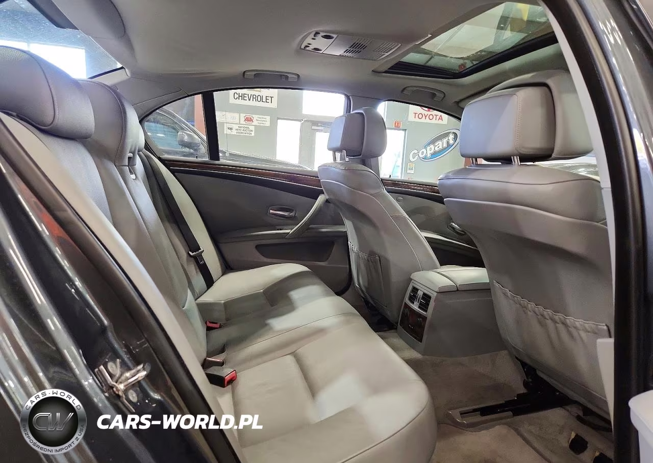 2008 BMW 528 Xi VIN:WBANV13518CZ53568 - 10