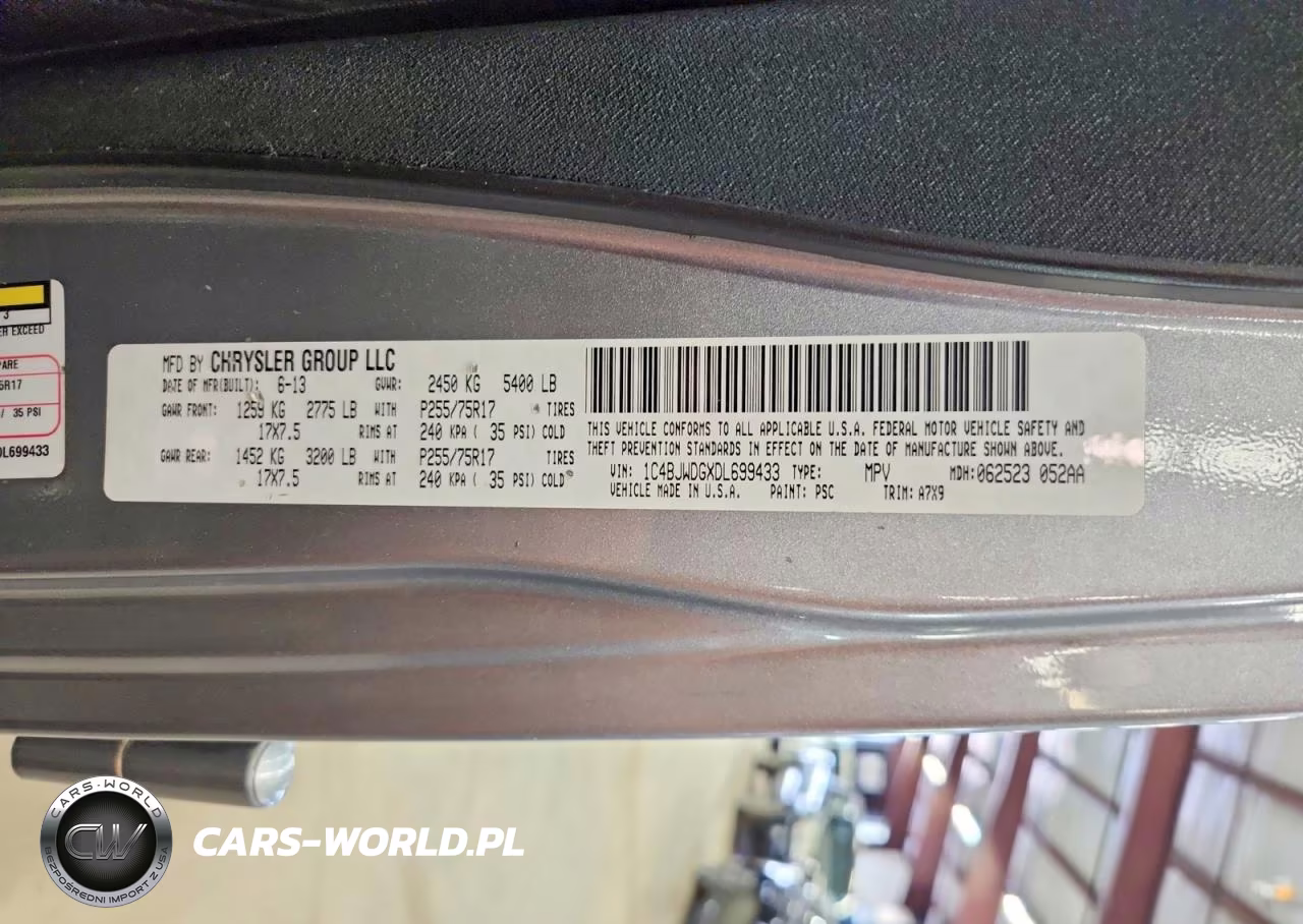 2013 Jeep Wrangler Unlimited Sport VIN:1C4BJWDGXDL699433 - 13