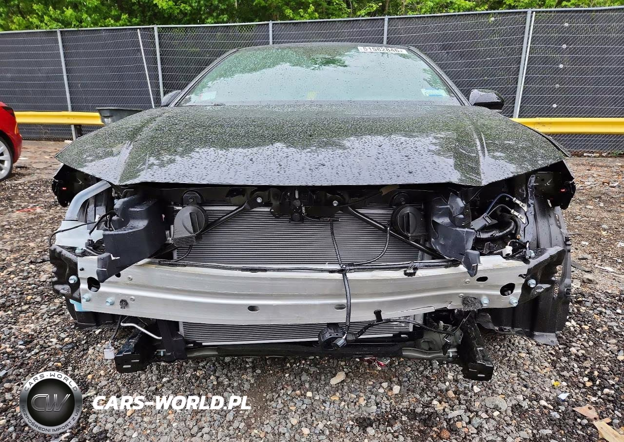 2026 Toyota Camry Se VIN:4T1DAACKXTU698157 - 5