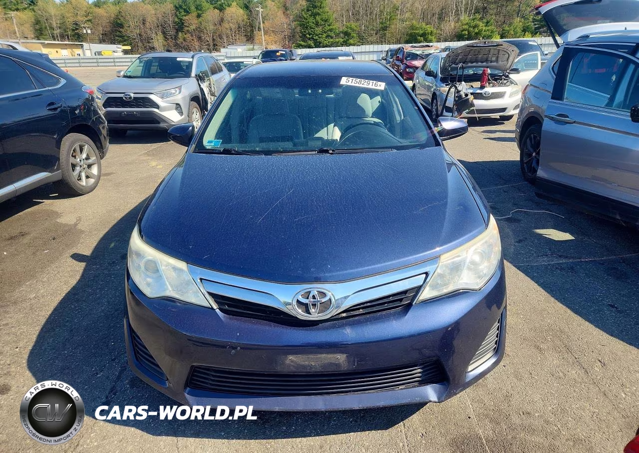 2014 Toyota Camry Le VIN:4T4BF1FK6ER435838 - 5