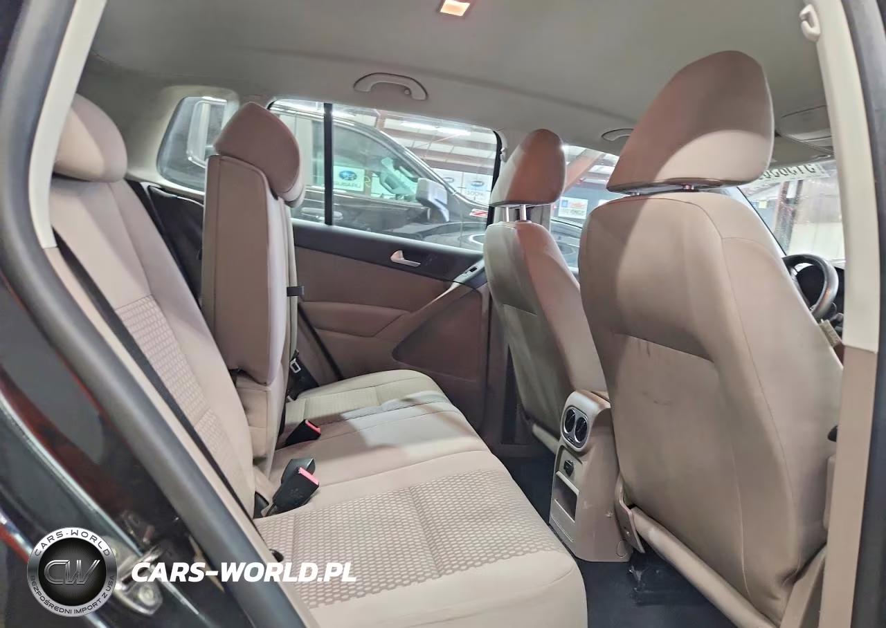 2010 Volkswagen Tiguan Se VIN:WVGBV7AX5AW522535 - 11