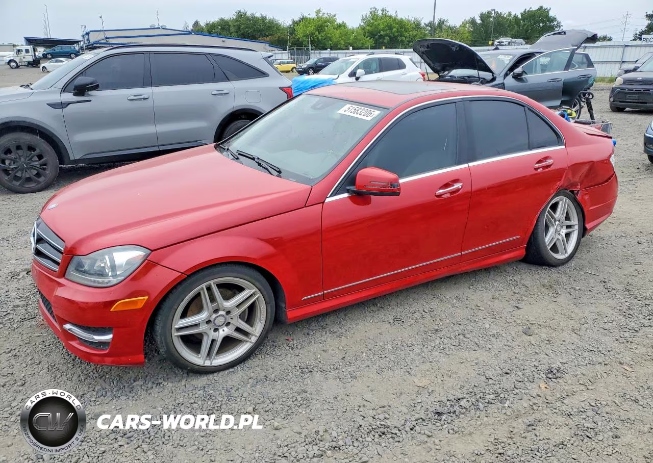 2014 Mercedes-Benz C 250