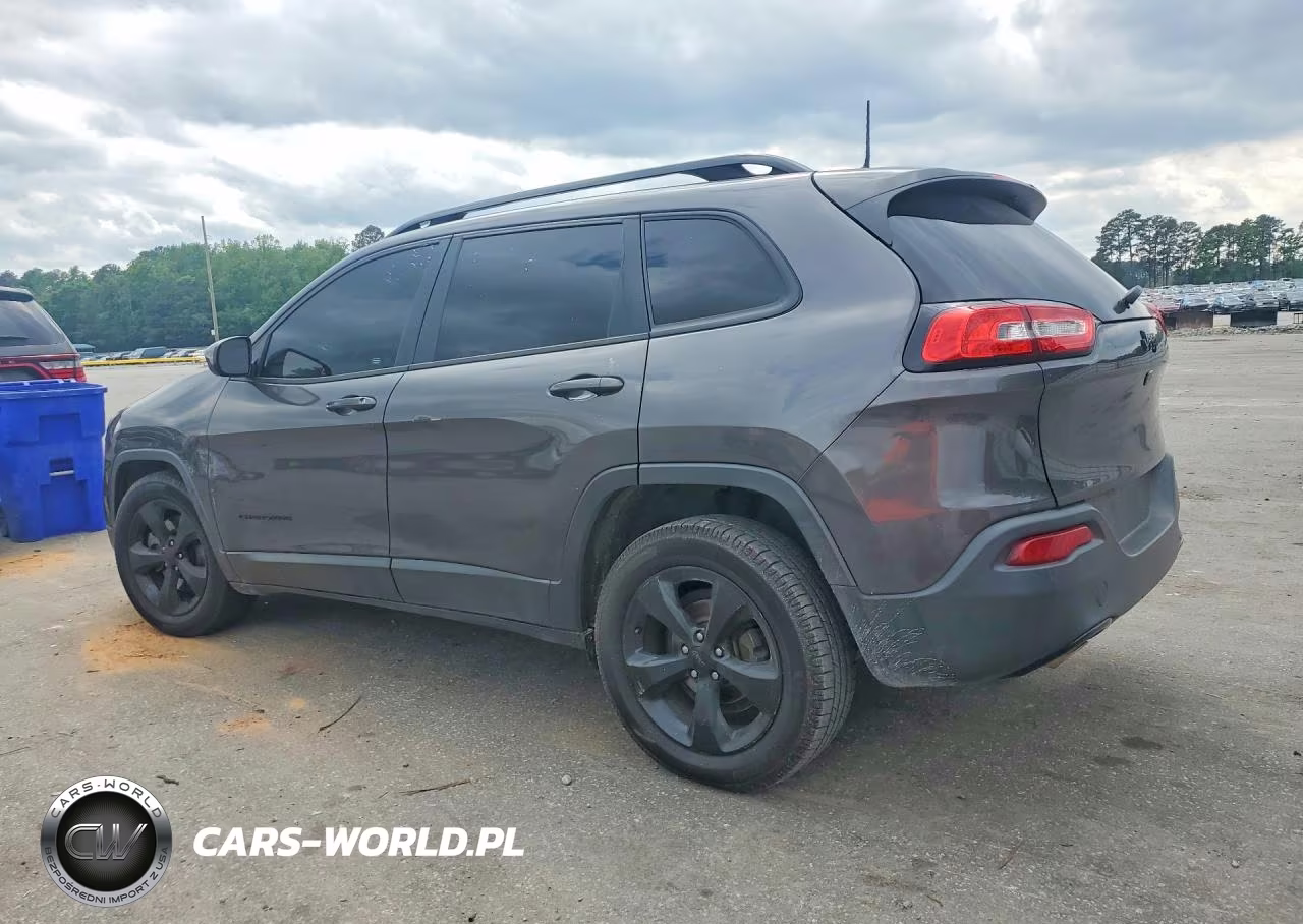 2018 Jeep Cherokee Latitude VIN:1C4PJLCB4JD518844 - 2