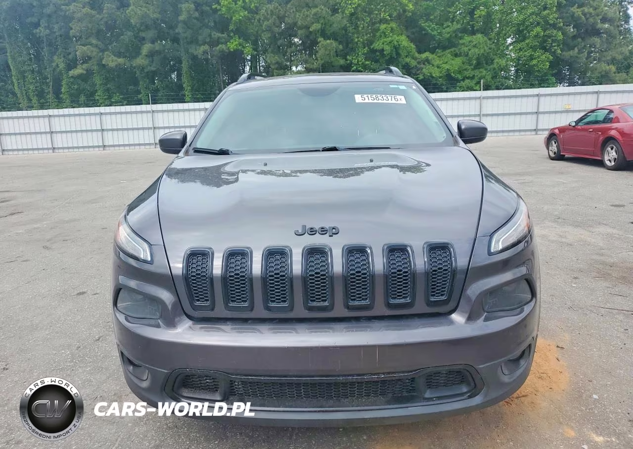 2018 Jeep Cherokee Latitude VIN:1C4PJLCB4JD518844 - 5