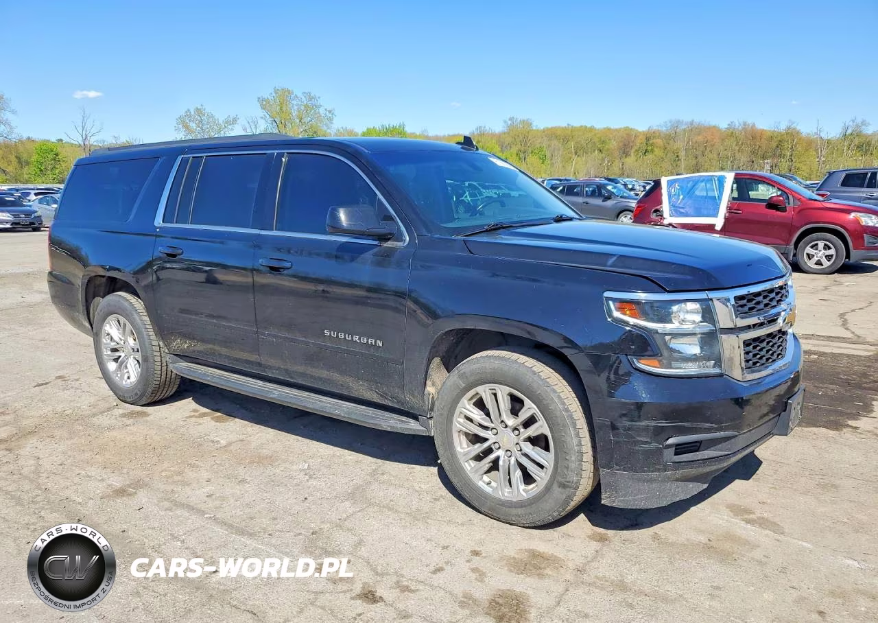 2018 Chevrolet Suburban K1500 Ls VIN:1GNSKGKC2JR122818 - 4