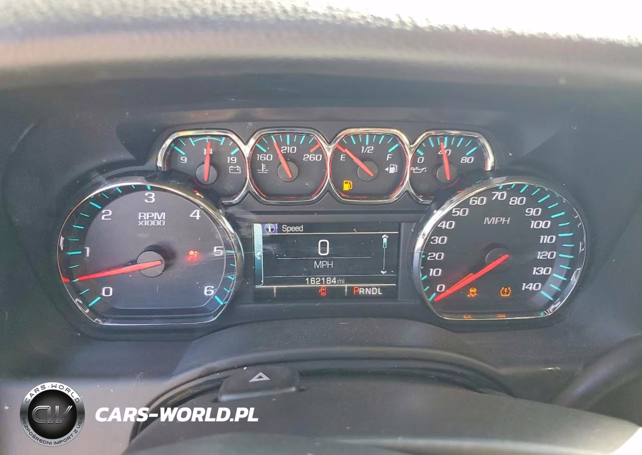 2018 Chevrolet Suburban K1500 Ls VIN:1GNSKGKC2JR122818 - 9