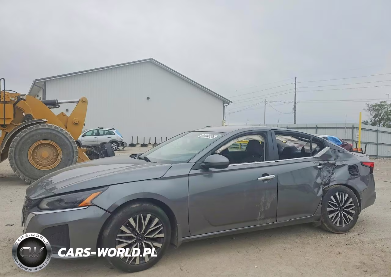 2023 Nissan Altima Sv – zdjęcie 1 z 12