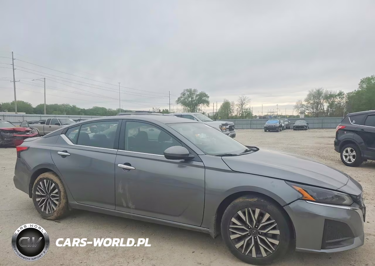 2023 Nissan Altima Sv VIN:1N4BL4DW2PN303824 - 4