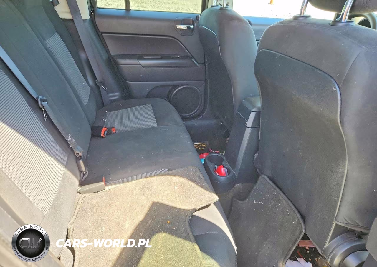 2015 Jeep Patriot Sport VIN:1C4NJPBB6FD377394 - 10