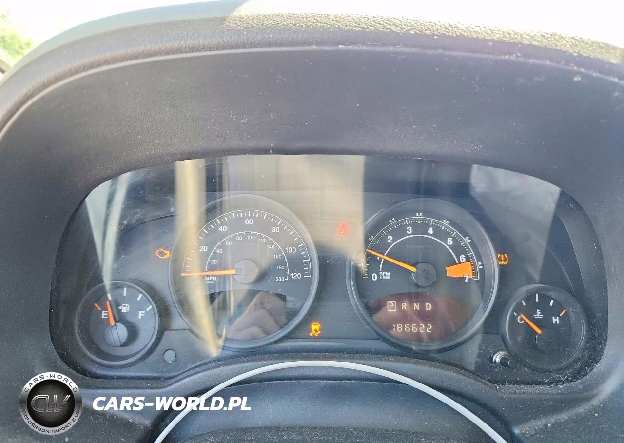 2015 Jeep Patriot Sport VIN:1C4NJPBB6FD377394 - 9