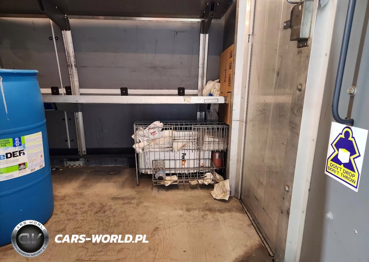 2019 Mercedes Benz Sprinter VIN:WD3PF1CD4KP162056 - 10