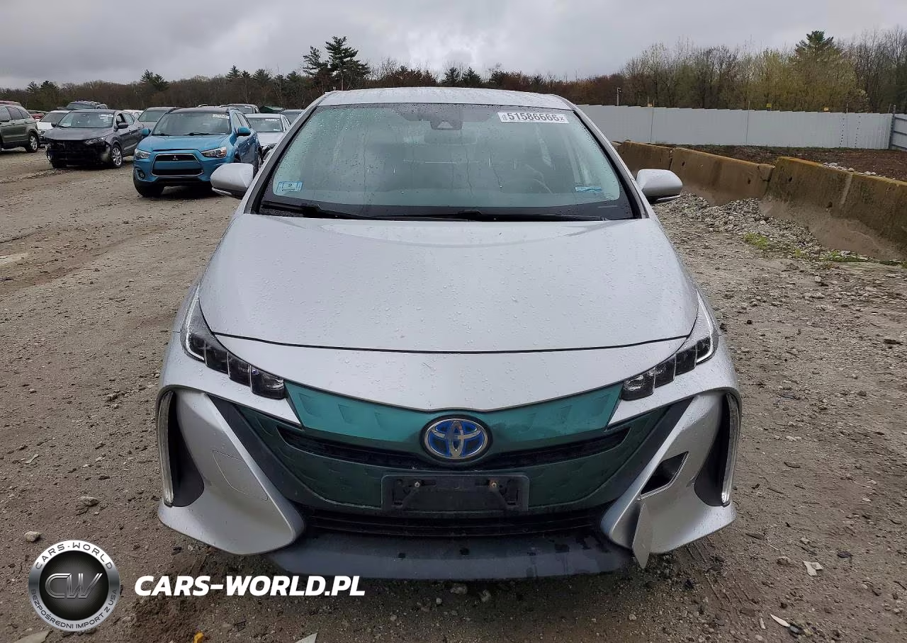 2018 Toyota Prius Prime Premium VIN:JTDKARFP3J3088234 - 5