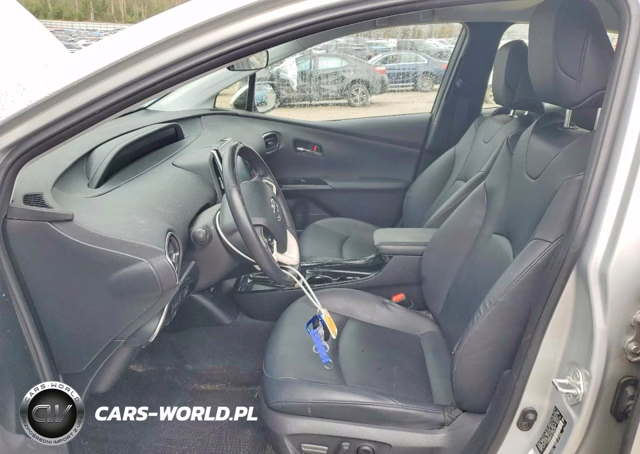 2018 Toyota Prius Prime Premium VIN:JTDKARFP3J3088234 - 7
