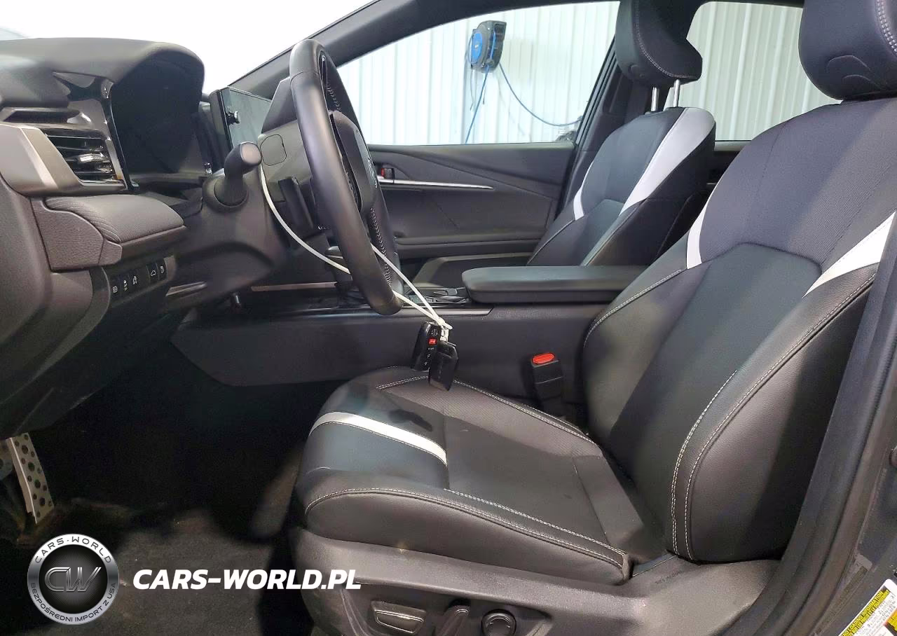 2025 Toyota Camry Se VIN:4T1DAACK1SU177102 - 7