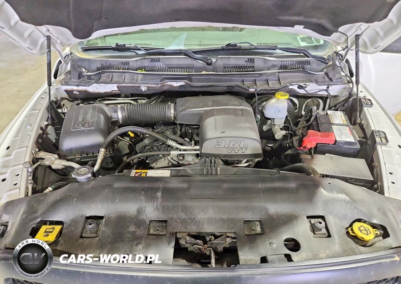 2020 Ram 1500 Classic Tradesman VIN:1C6RR7FG3LS158827 - 11