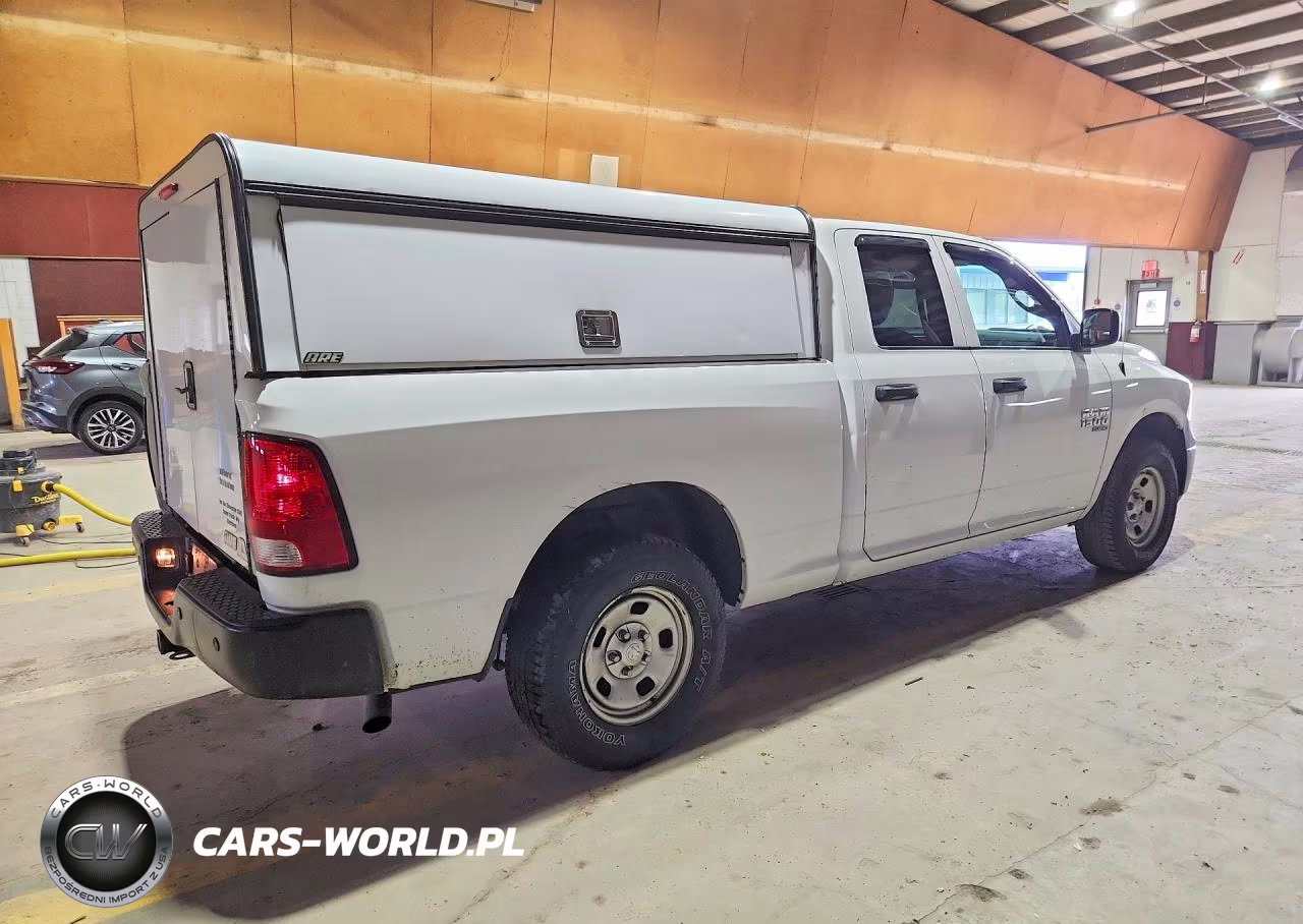 2020 Ram 1500 Classic Tradesman VIN:1C6RR7FG3LS158827 - 3