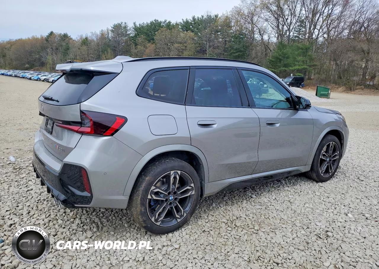2026 BMW X1 M35I VIN:WBX13EF02T5481377 - 3