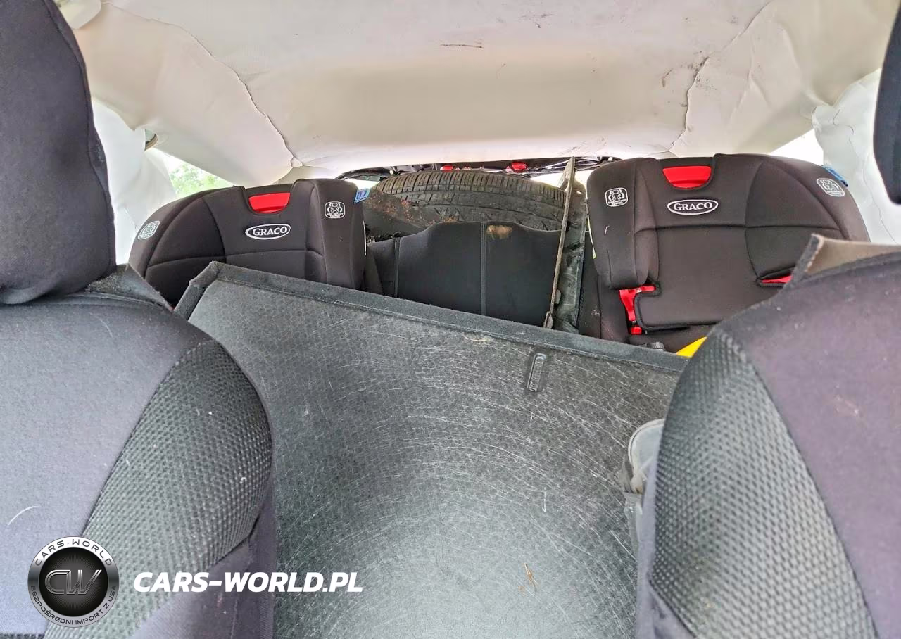 2018 Ford Escape Se VIN:1FMCU9GD1JUD38771 - 10