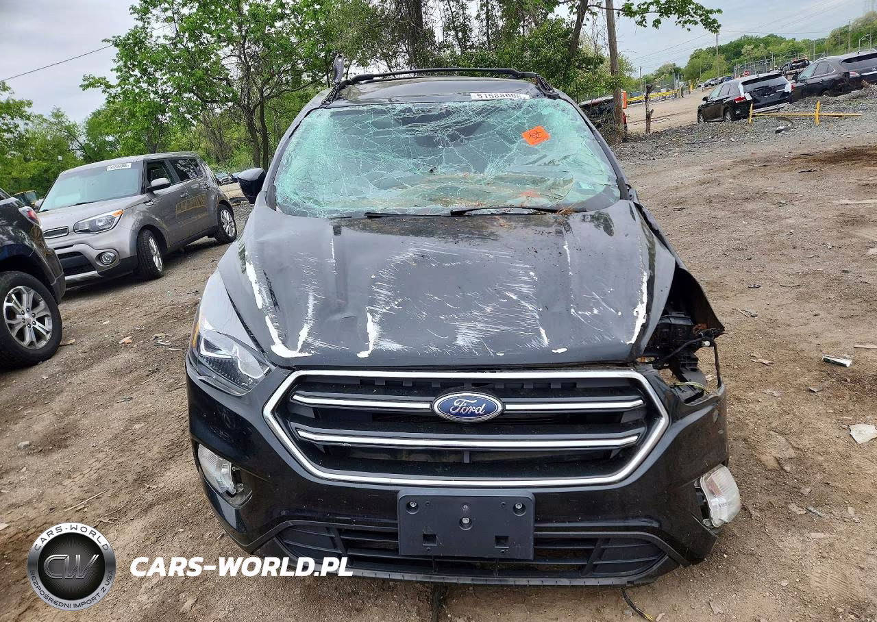 2018 Ford Escape Se VIN:1FMCU9GD1JUD38771 - 5