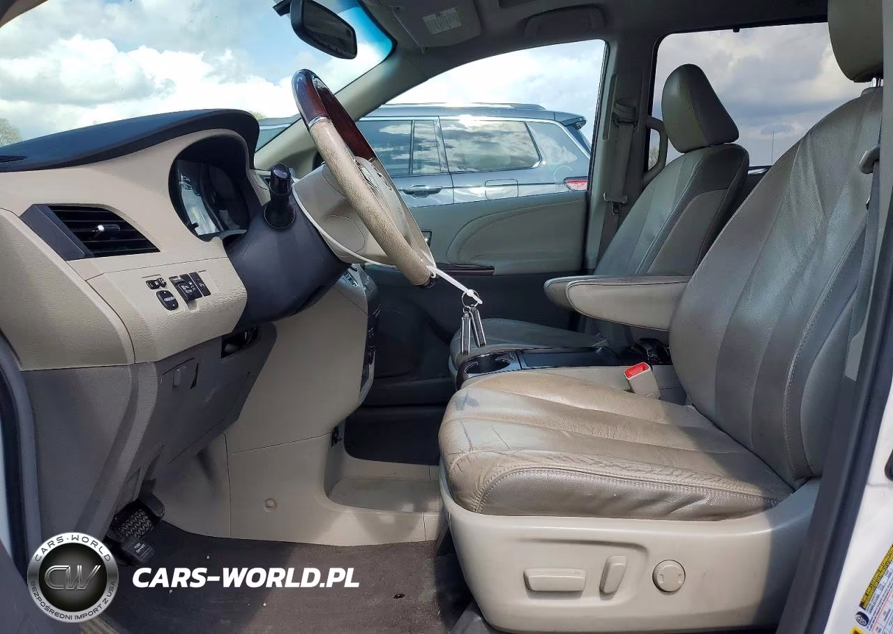 2011 Toyota Sienna Limited 7-Passenger VIN:5TDYK3DC2BS004747 - 7