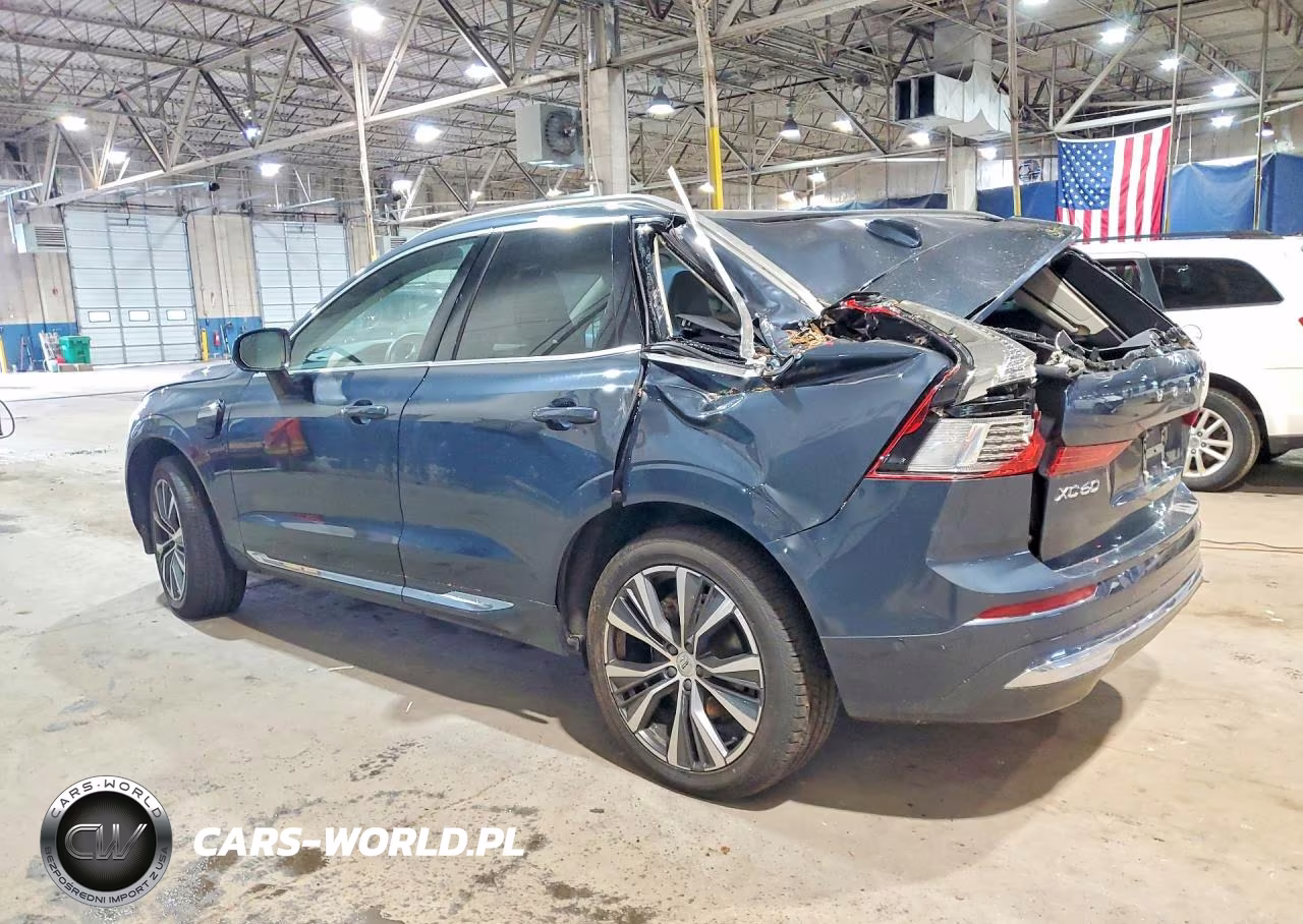 2022 Volvo Xc60 T8 Recharge Inscription Expres VIN:YV4H60DZ3N1054806 - 2
