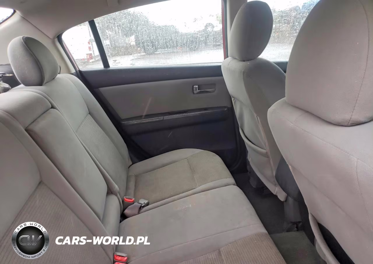 2010 Nissan Sentra 2.0 VIN:3N1AB6AP2AL671156 - 10