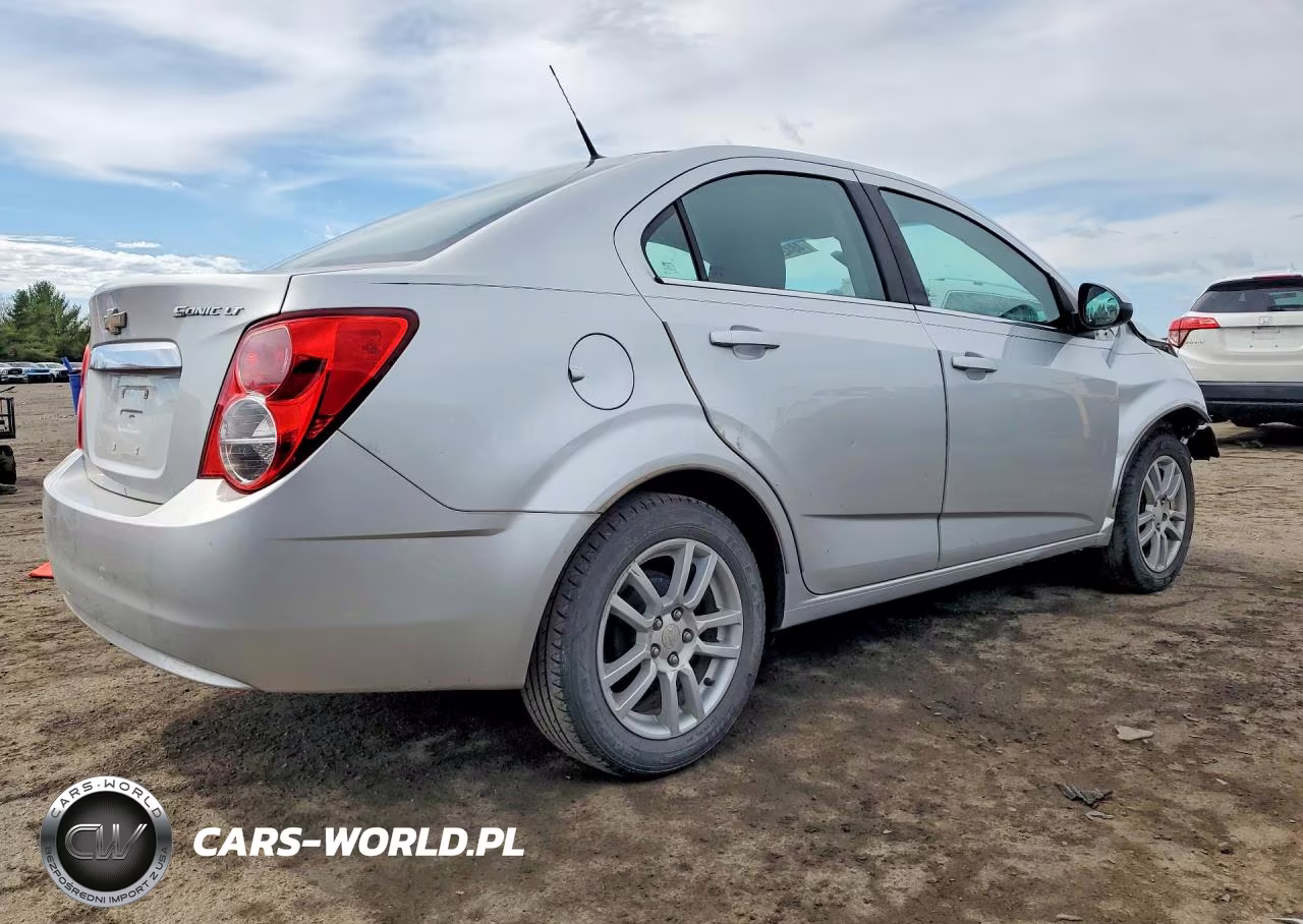 2013 Chevrolet Sonic Lt VIN:1G1JC5SG4D4132642 - 3
