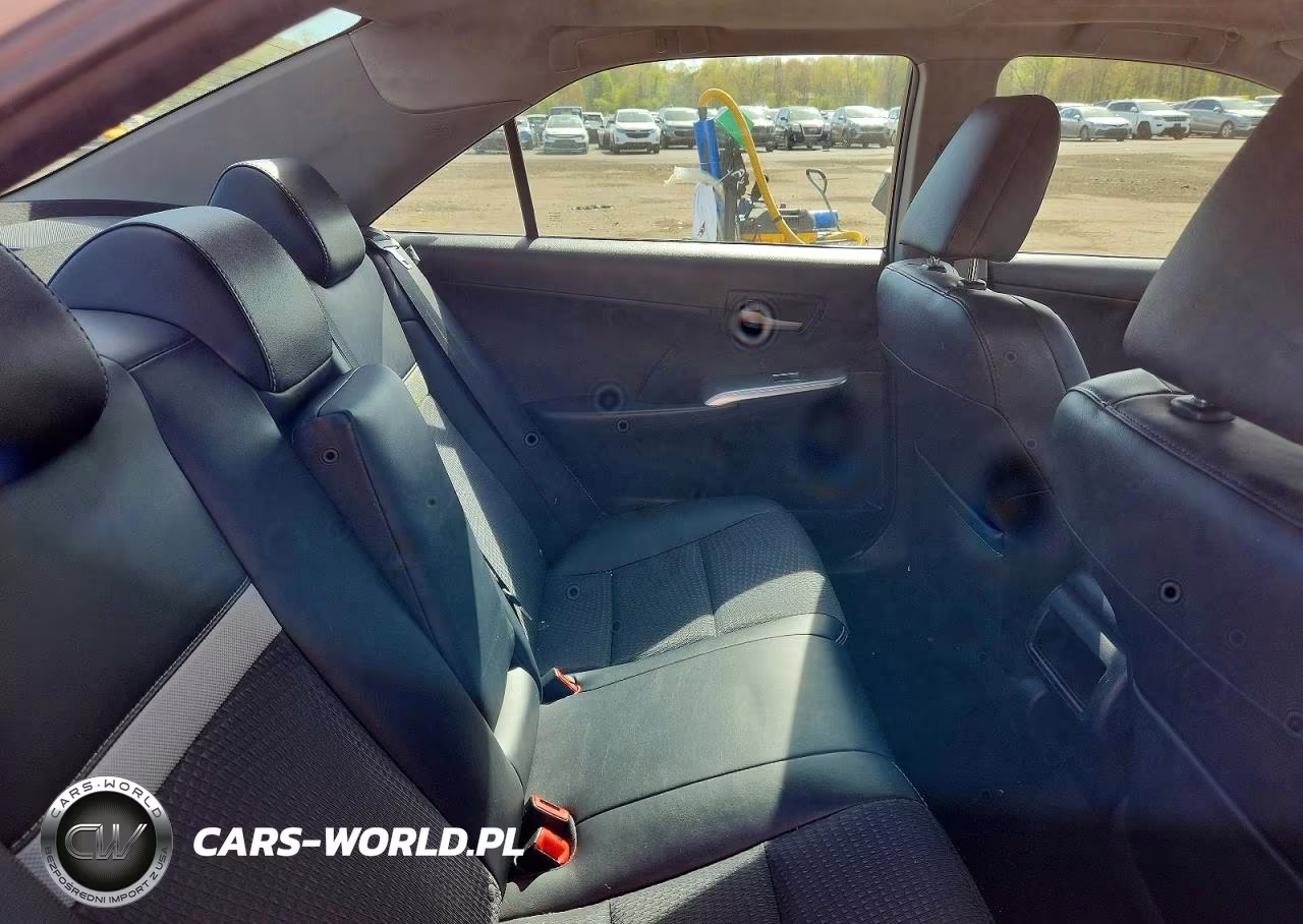 2014 Toyota Camry Se Sport VIN:4T1BF1FK3EU808375 - 10