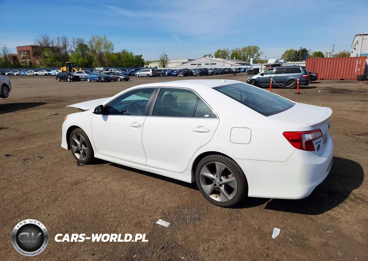 2014 Toyota Camry Se Sport VIN:4T1BF1FK3EU808375 - 2