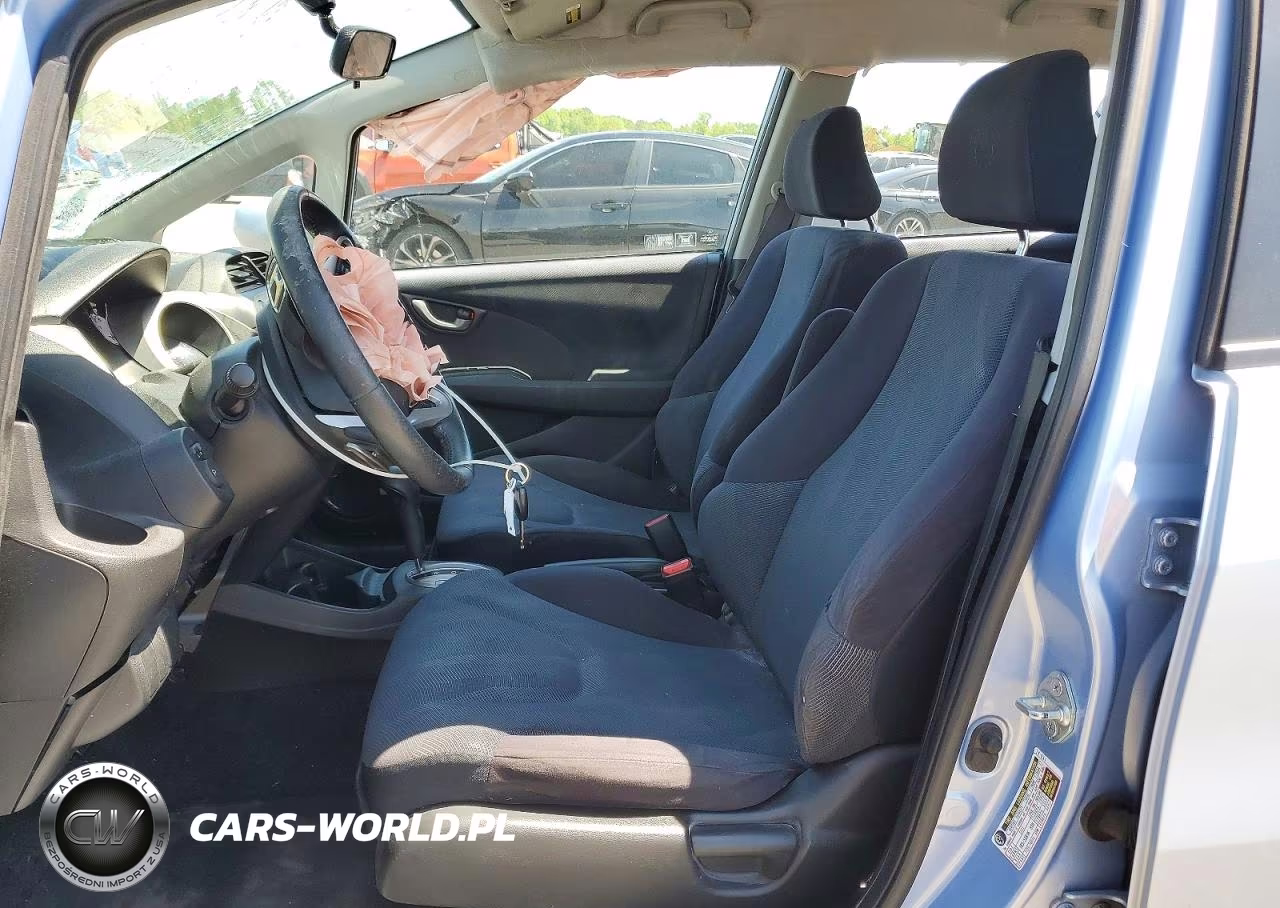 2010 Honda Fit Sport VIN:JHMGE8H49AC032904 - 7
