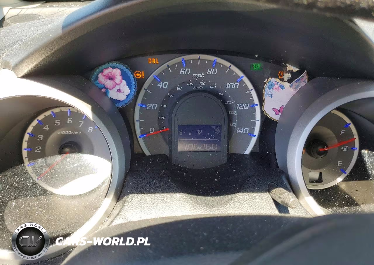 2010 Honda Fit Sport VIN:JHMGE8H49AC032904 - 9