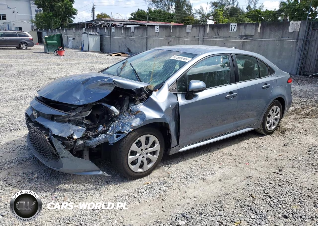 TOYOTA COROLLA LE – zdjęcie 1 z 12
