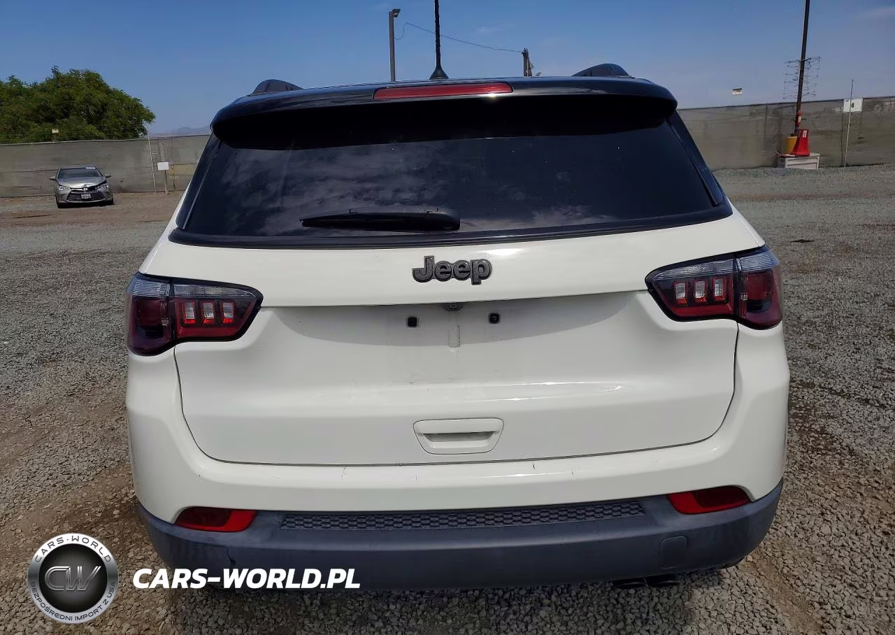 2018 Jeep Compass Latitude VIN:3C4NJCBB4JT486786 - 6