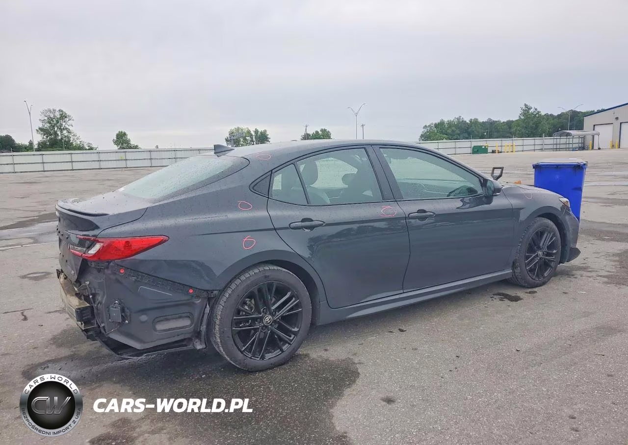 2025 Toyota Camry Se VIN:4T1DAACK2SU549661 - 3