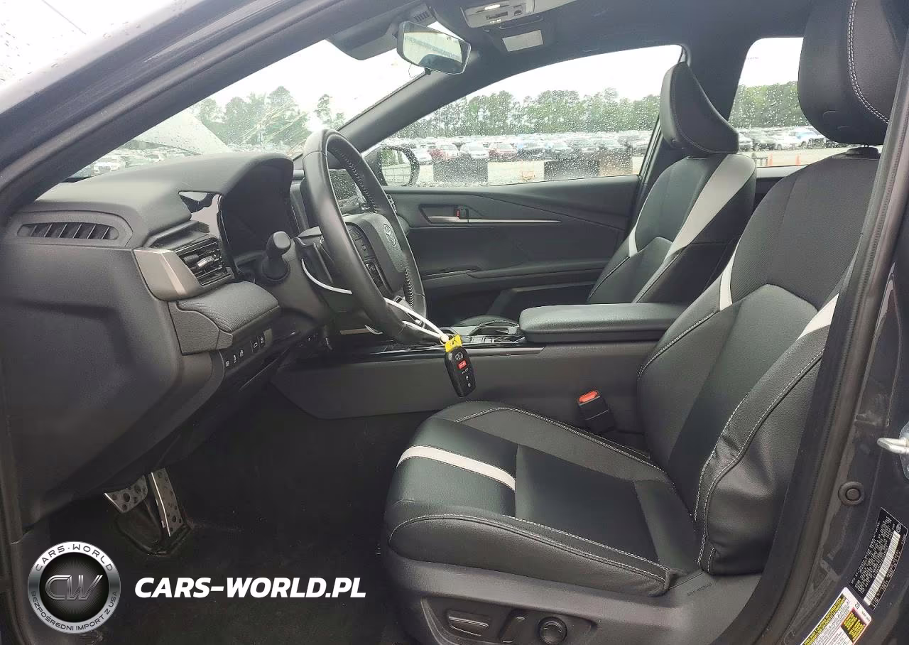 2025 Toyota Camry Se VIN:4T1DAACK2SU549661 - 7