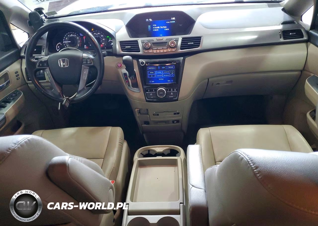 2015 Honda Odyssey Touring VIN:5FNRL5H90FB102276 - 8