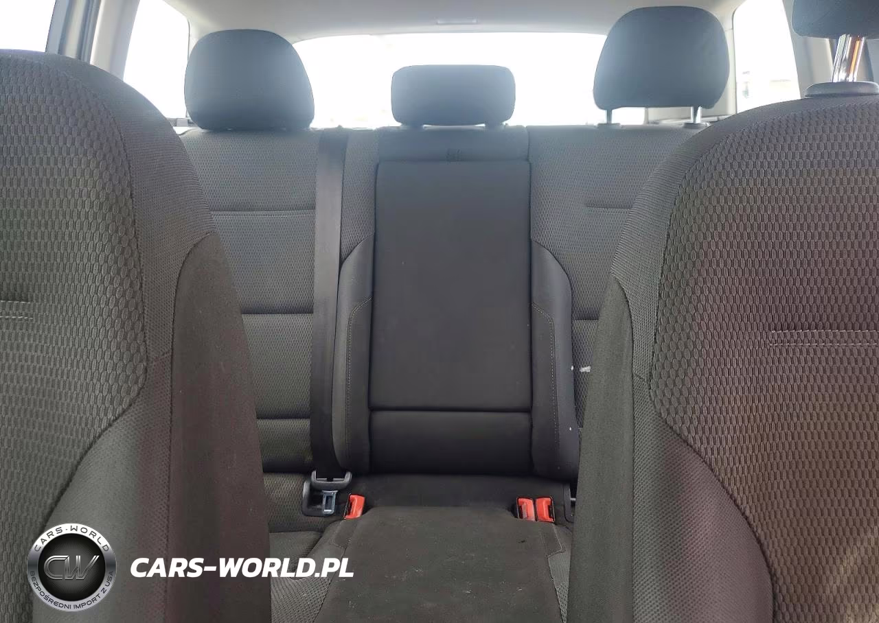 2017 Volkswagen Golf Sportwagen S VIN:3VWC17AU2HM523952 - 10