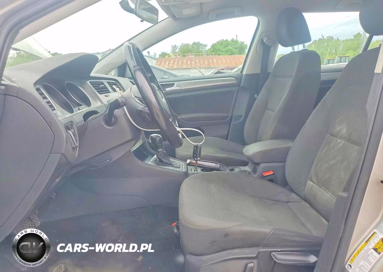 2017 Volkswagen Golf Sportwagen S VIN:3VWC17AU2HM523952 - 7