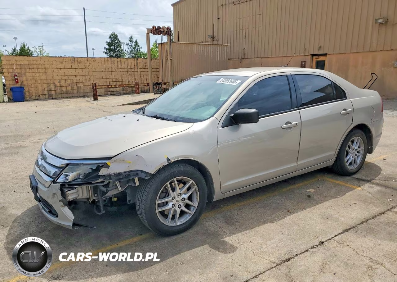2010 Ford Fusion S