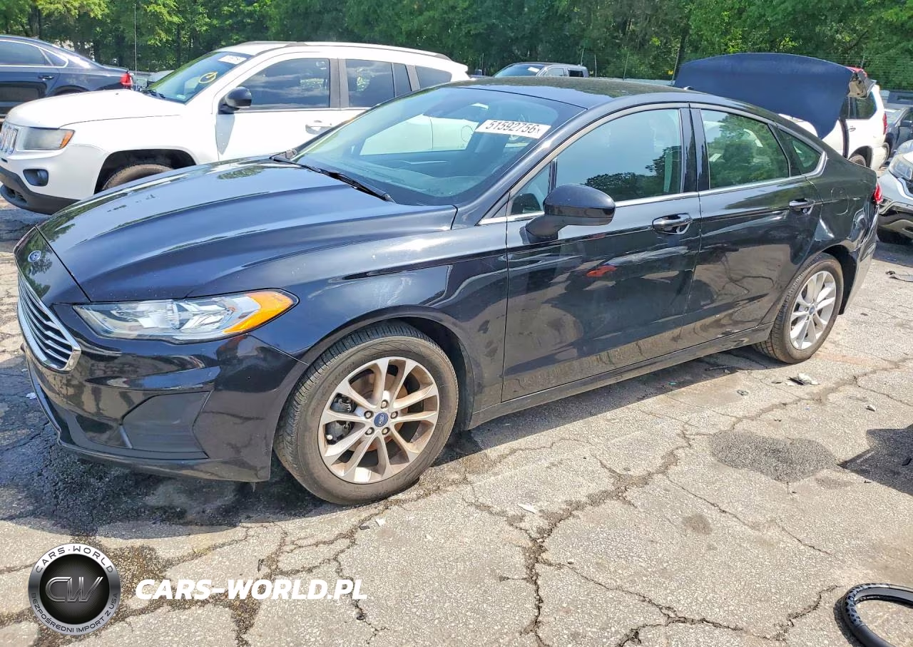 2020 Ford Fusion Se – zdjęcie 1 z 12