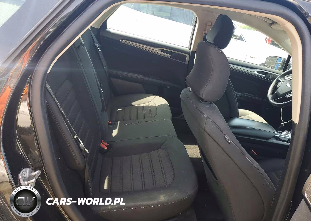 2020 Ford Fusion Se VIN:3FA6P0HD5LR242208 - 10