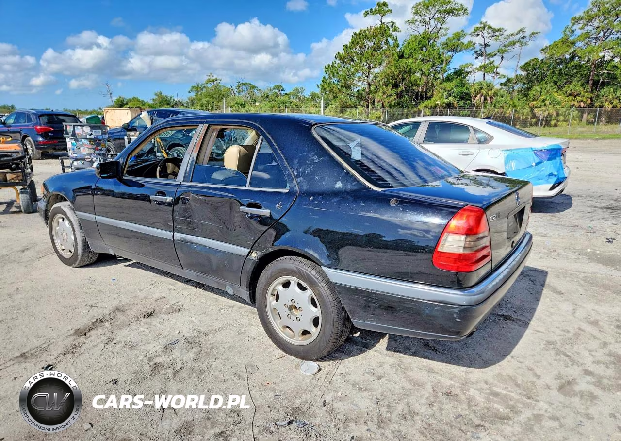 1995 Mercedes-Benz C 220 VIN:WDBHA22E1SF229693 - 2