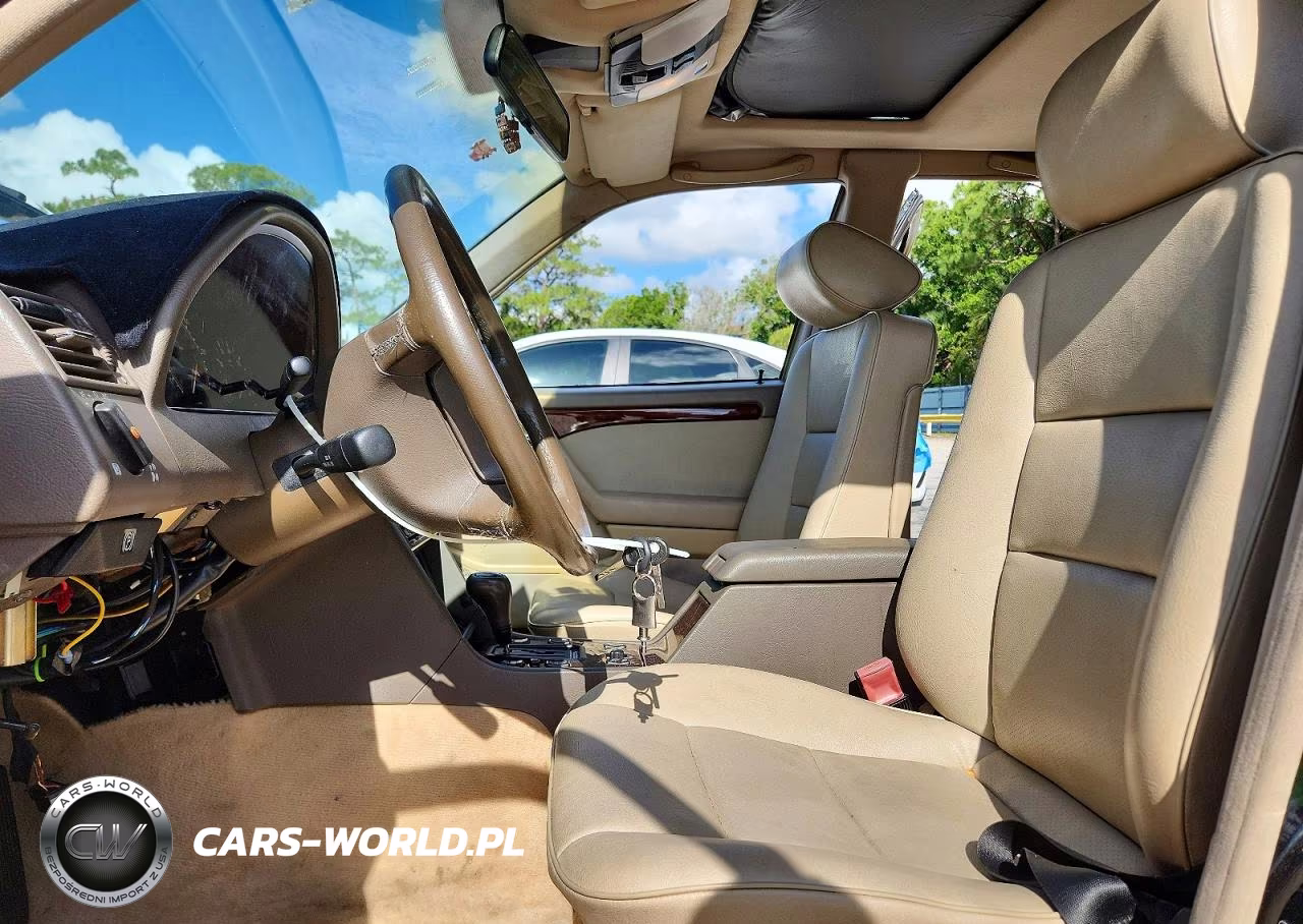 1995 Mercedes-Benz C 220 VIN:WDBHA22E1SF229693 - 7