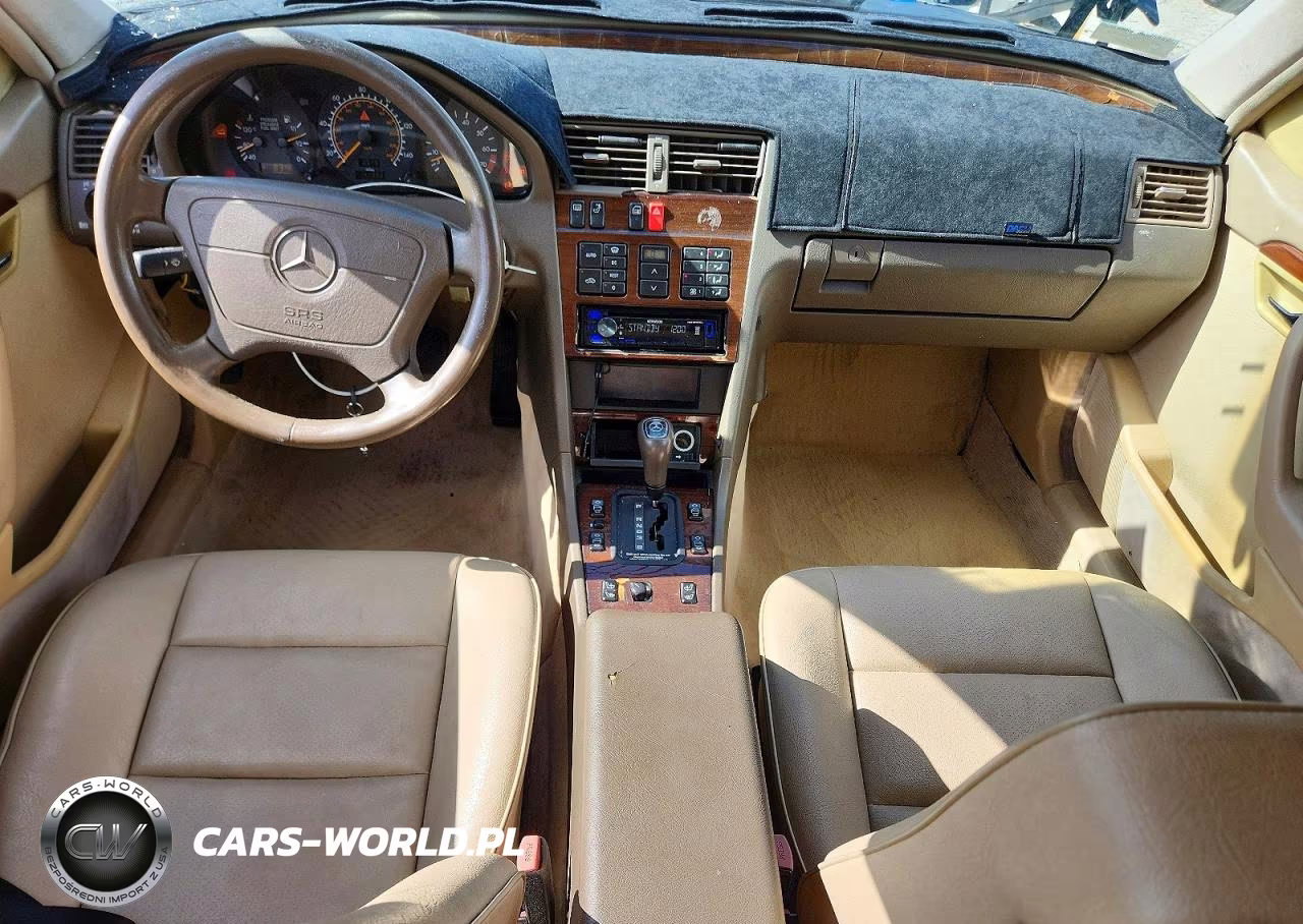 1995 Mercedes-Benz C 220 VIN:WDBHA22E1SF229693 - 8