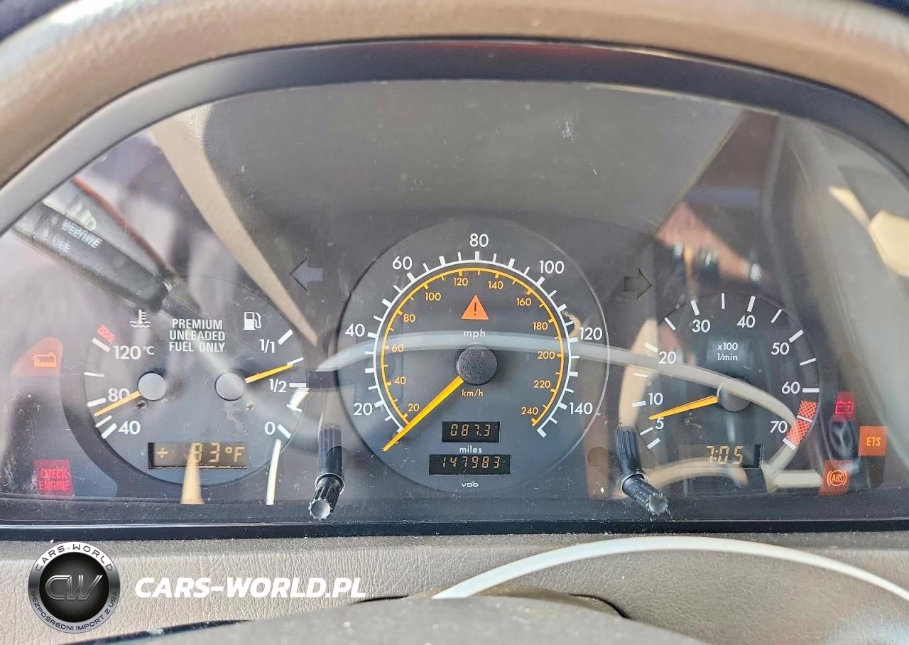 1995 Mercedes-Benz C 220 VIN:WDBHA22E1SF229693 - 9