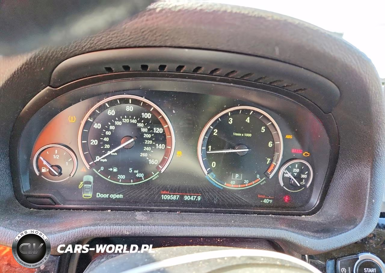 2017 BMW X3 xDrive28I VIN:5UXWX9C34H0W67213 - 9