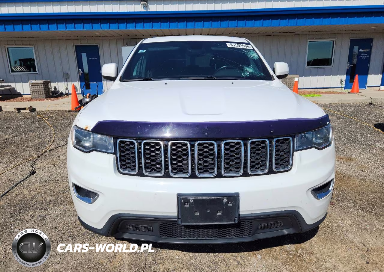 2017 Jeep Grand Cherokee Laredo VIN:1C4RJEAG4HC708419 - 5