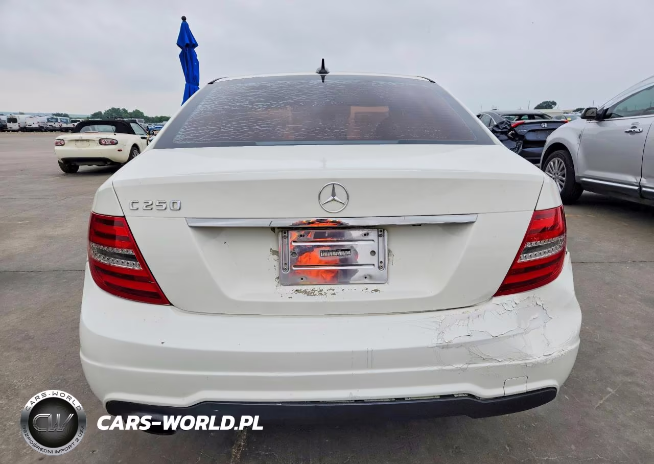 2012 Mercedes-Benz C 250 VIN:WDDGF4HB8CR203010 - 6