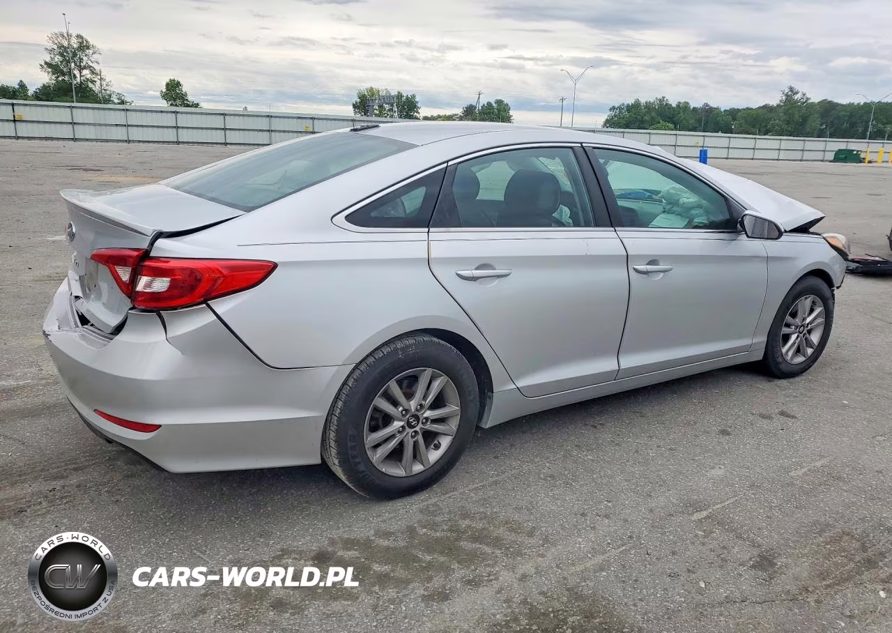 2016 Hyundai Sonata Se VIN:5NPE24AF3GH306553 - 3
