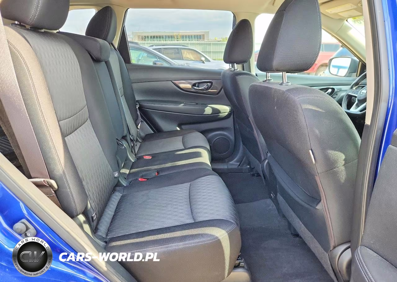 2020 Nissan Rogue S VIN:JN8AT2MV0LW103468 - 10